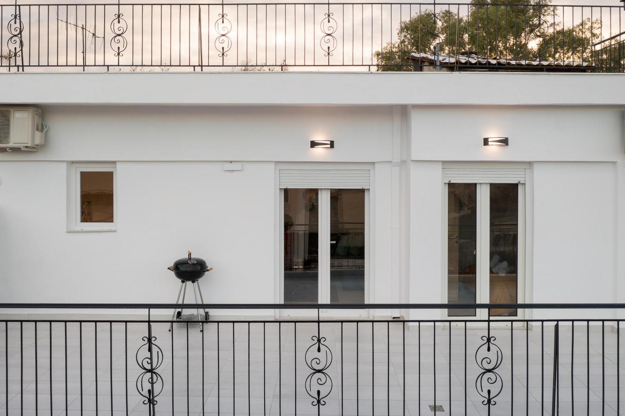 Hydra Apartment Patras Exterior photo